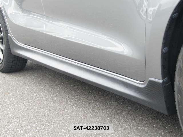 Suzuki SWIFT 2018-01 7458212-27