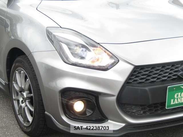 Suzuki SWIFT 2018-01 7458212-28