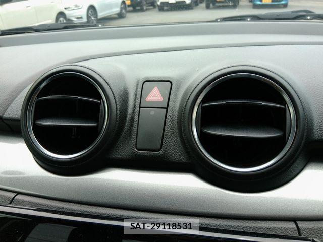 Suzuki SWIFT 2019-04 7503140-27