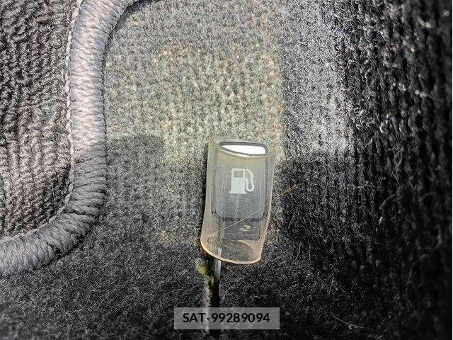 Suzuki SWIFT 2022-11 7503135-19