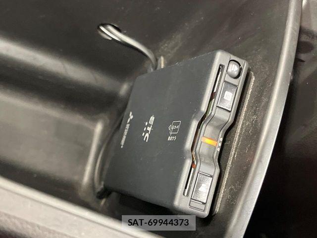 Suzuki SWIFT 2020-02 7503134-7