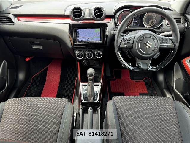 Suzuki SWIFT 2018-01 7503136-1