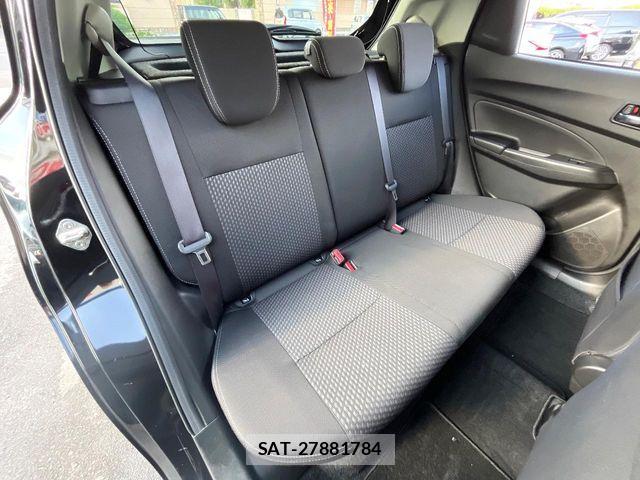 Suzuki SWIFT 2019-07 7562943-11