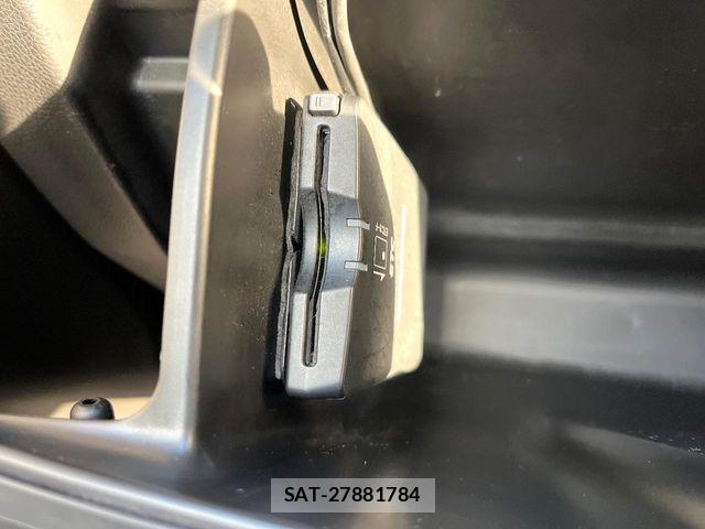 Suzuki SWIFT 2019-07 7562943-8