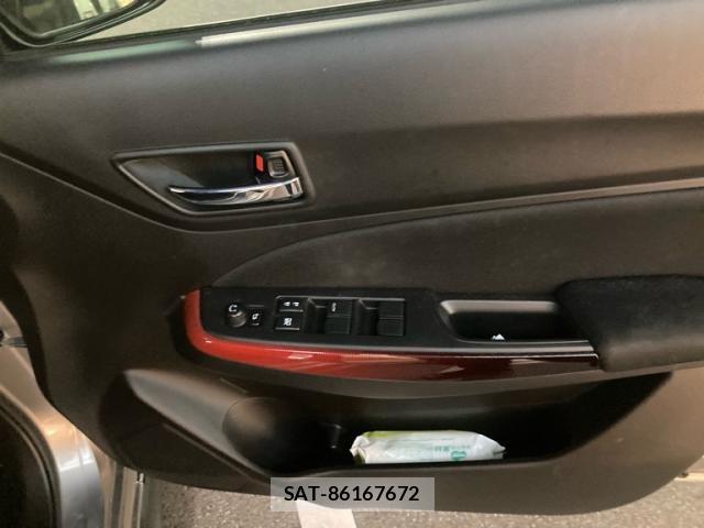 Suzuki SWIFT 2023-01 7620533-14