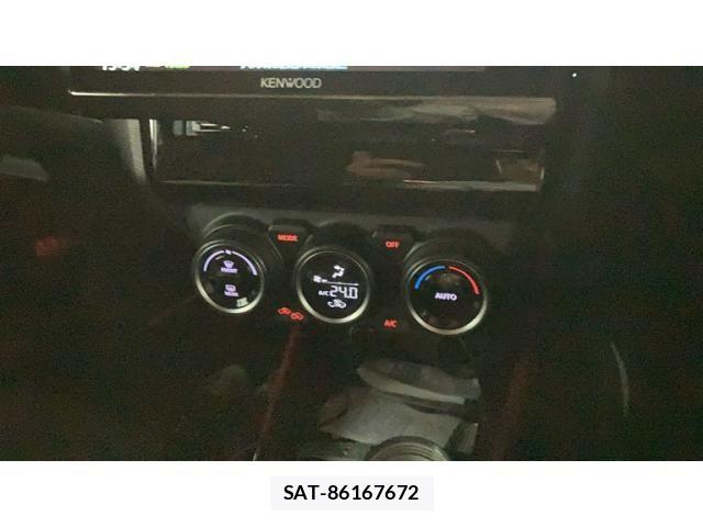 Suzuki SWIFT 2023-01 7620533-25