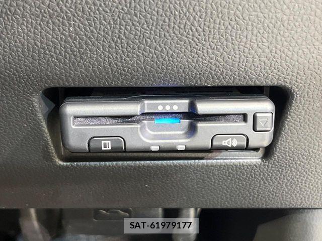 Suzuki SWIFT 2019-01 7620567-6