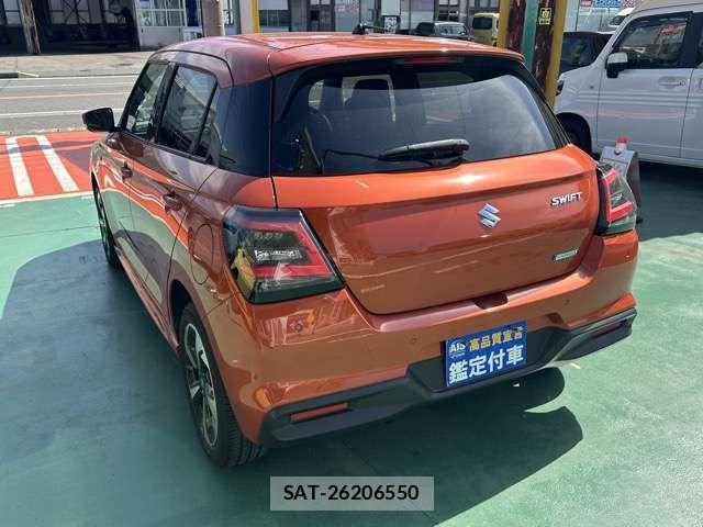 Suzuki SWIFT 2024-09 7620552-3