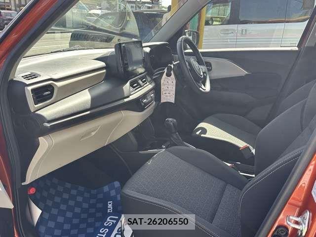 Suzuki SWIFT 2024-09 7620552-4