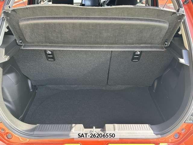 Suzuki SWIFT 2024-09 7620552-8