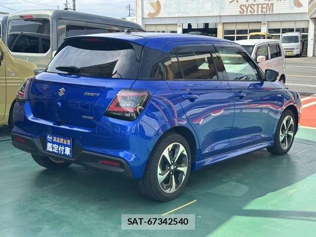 Suzuki SWIFT 2024-01 7620550-11