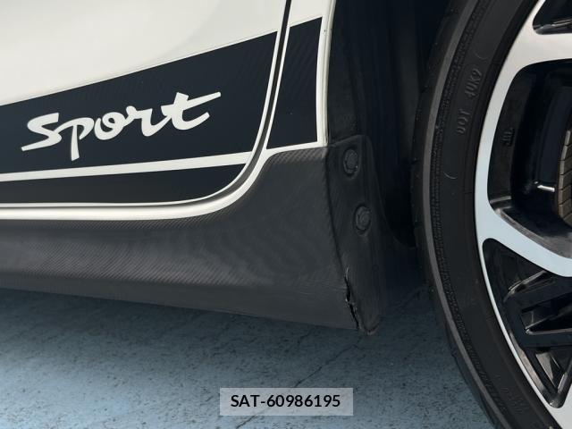 Suzuki SWIFT 2018-09 7620556-15