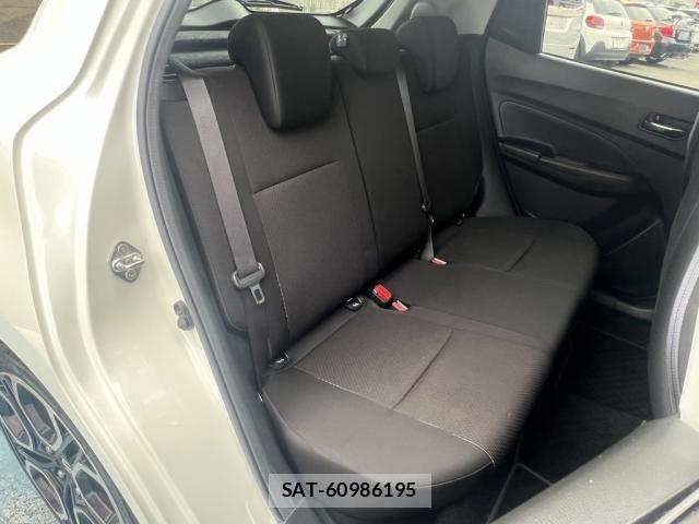 Suzuki SWIFT 2018-09 7620556-27