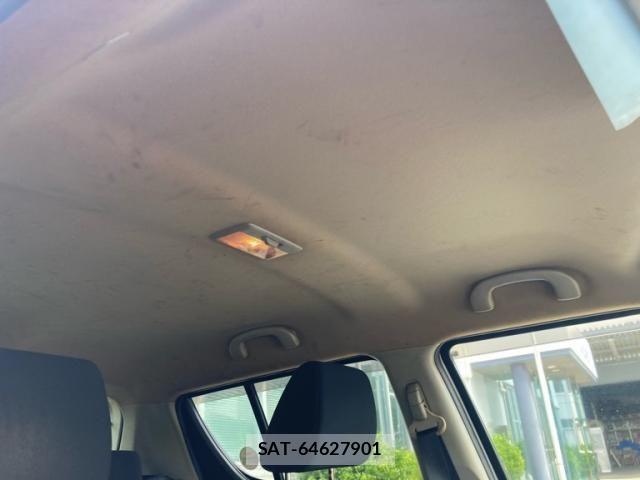 Suzuki SWIFT 2015-11 7620569-13