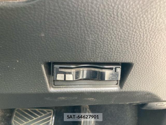 Suzuki SWIFT 2015-11 7620569-15
