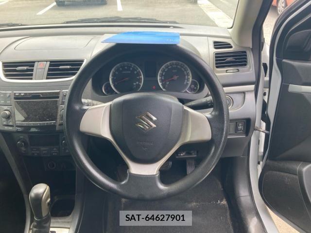 Suzuki SWIFT 2015-11 7620569-16