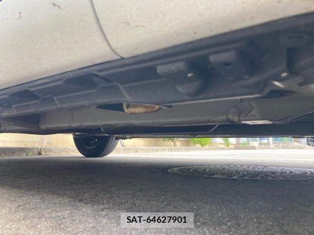 Suzuki SWIFT 2015-11 7620569-4