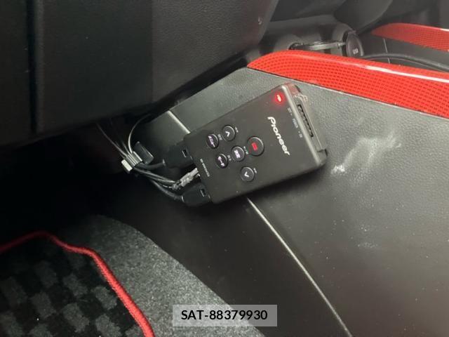 Suzuki SWIFT 2020-09 7620540-16