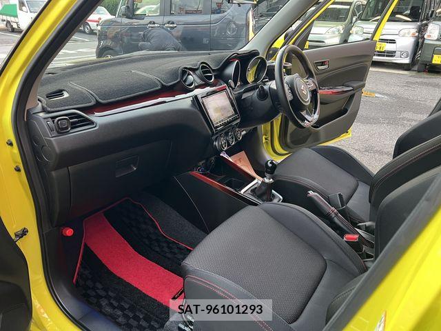 Suzuki SWIFT 2022-10 7620548-17