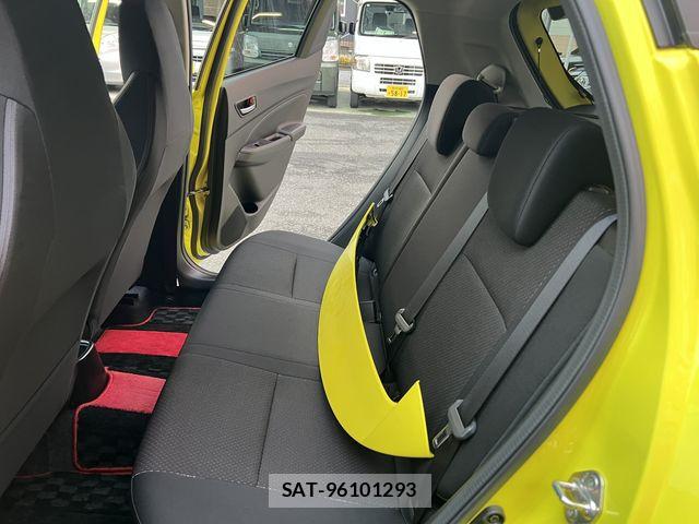 Suzuki SWIFT 2022-10 7620548-18