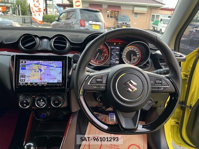 Suzuki SWIFT 2022-10 7620548-1