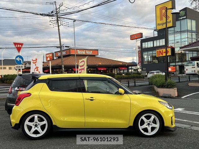 Suzuki SWIFT 2022-10 7620548-8
