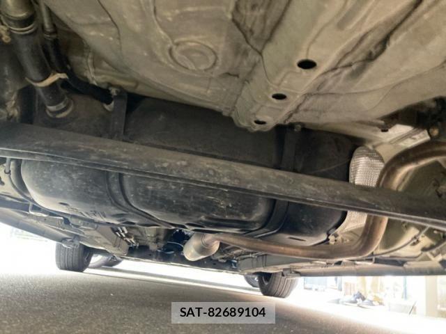 Suzuki SWIFT 2015-07 7620568-5