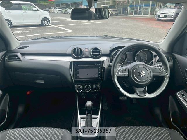 Suzuki SWIFT 2017-01 7620566-13