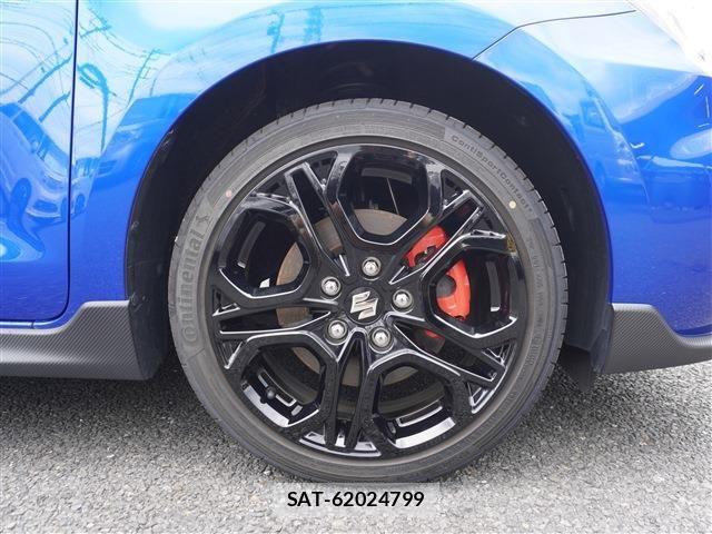 Suzuki SWIFT 2025-03 7620525-17