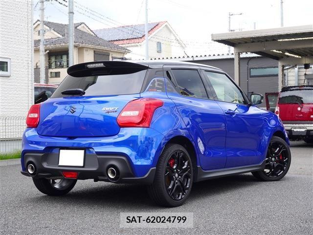 Suzuki SWIFT 2025-03 7620525-1