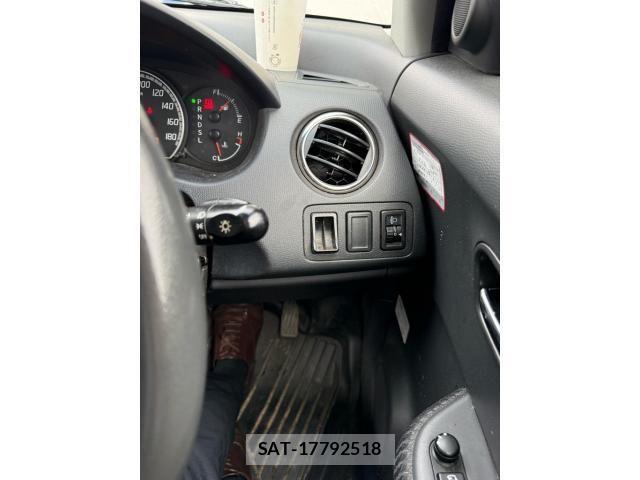 Suzuki SWIFT 2009-05 7620579-8