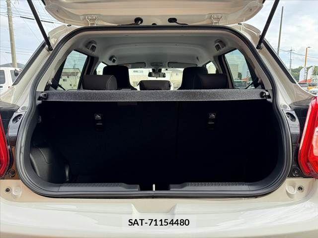 Suzuki SWIFT 2021-04 7620541-19