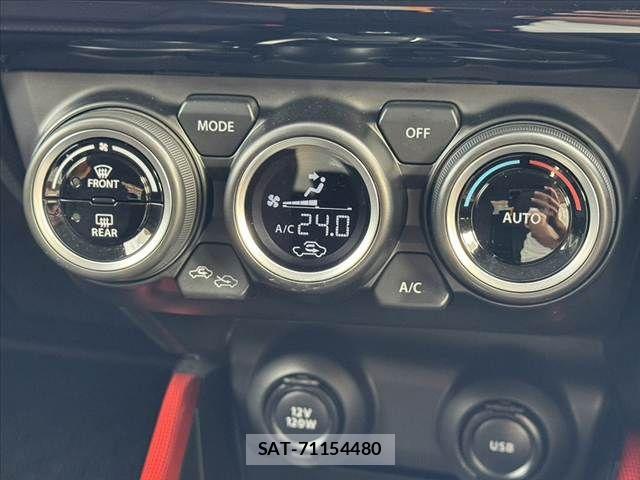 Suzuki SWIFT 2021-04 7620541-23