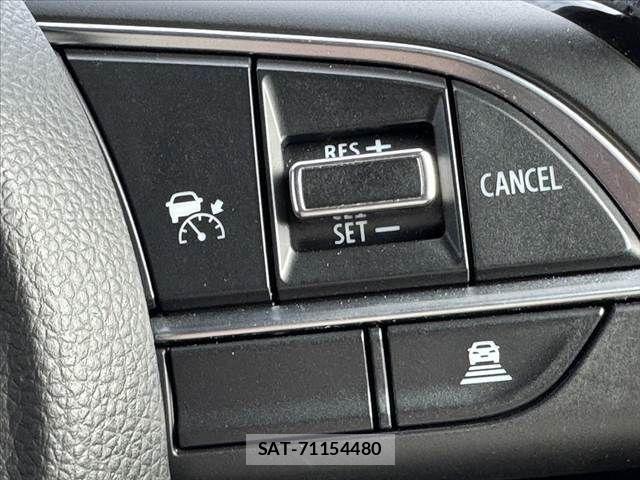 Suzuki SWIFT 2021-04 7620541-4