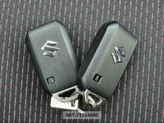 Suzuki SWIFT 2021-04 7620541-5