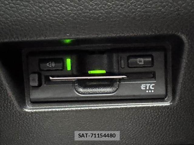 Suzuki SWIFT 2021-04 7620541-6