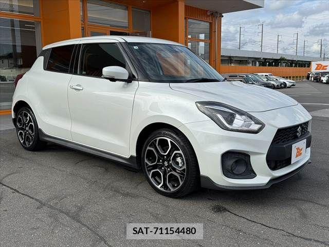 Suzuki SWIFT 2021-04 7620541-7