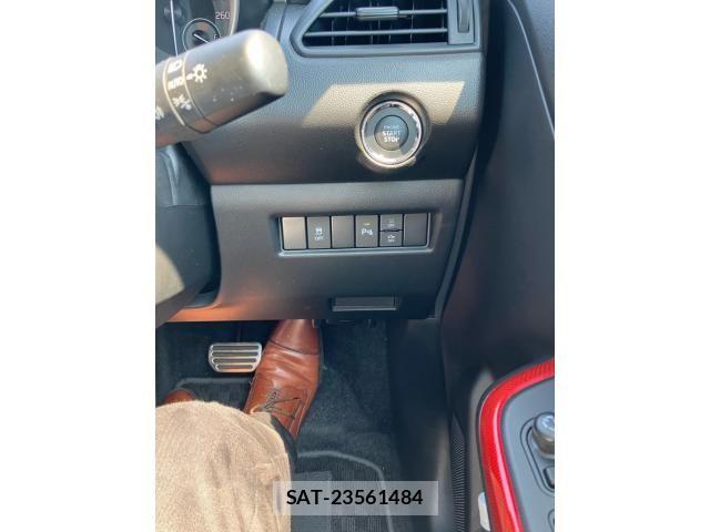 Suzuki SWIFT 2024-09 7620536-11