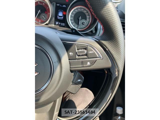 Suzuki SWIFT 2024-09 7620536-13