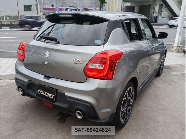 Suzuki SWIFT 2021-03 7620565-1