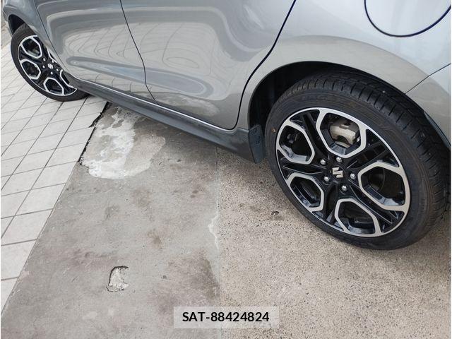 Suzuki SWIFT 2021-03 7620565-3
