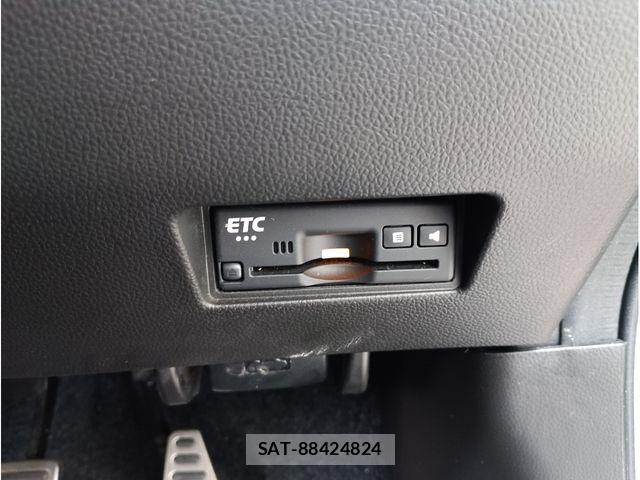Suzuki SWIFT 2021-03 7620565-8