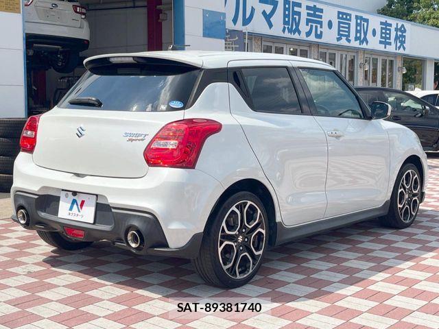 Suzuki SWIFT 2020-04 7620542-16