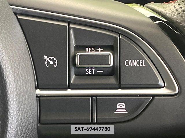 Suzuki SWIFT 2019-08 7729447-4