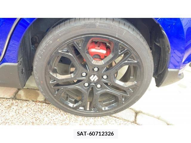 Suzuki SWIFT 2025-07 7729433-23