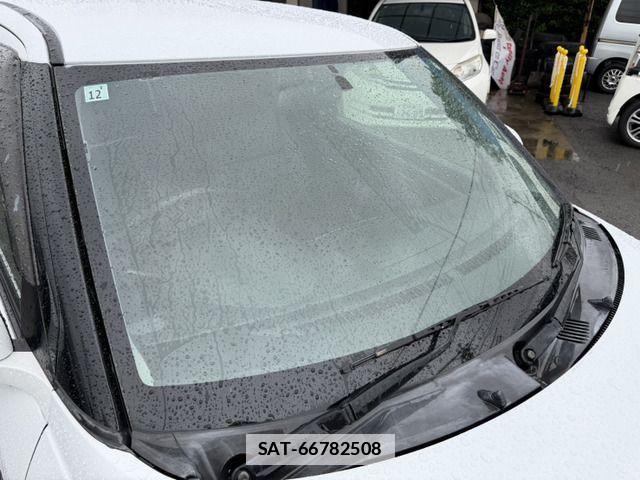 Suzuki SWIFT 2012-03 7729480-11