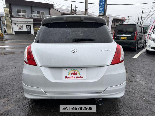 Suzuki SWIFT 2012-03 7729480-13