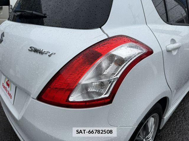 Suzuki SWIFT 2012-03 7729480-15