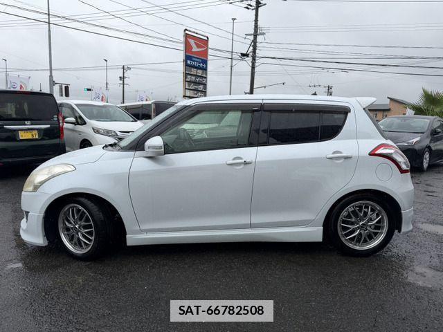 Suzuki SWIFT 2012-03 7729480-4