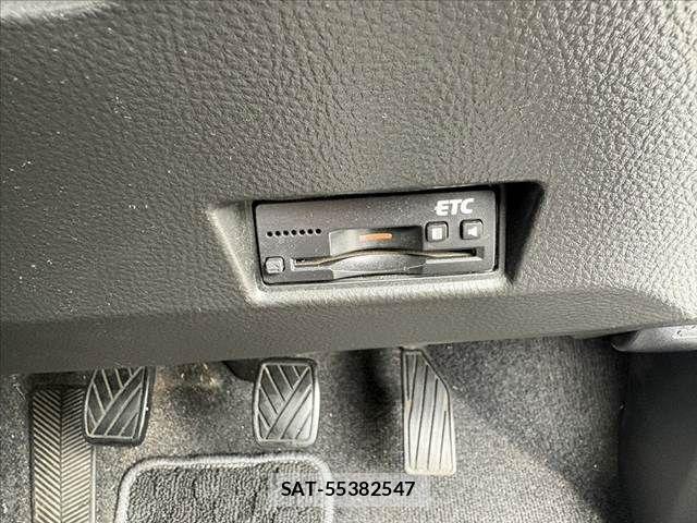 Suzuki SWIFT 2013-10 7729492-28